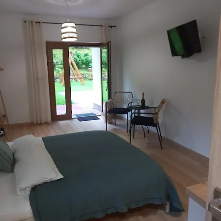 Sowia Dolina - Z Aneksami I Wyjsciem Na Ogrod ホームステイ